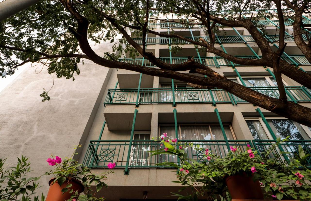 Bougainvilla Apartment Surat Exterior photo